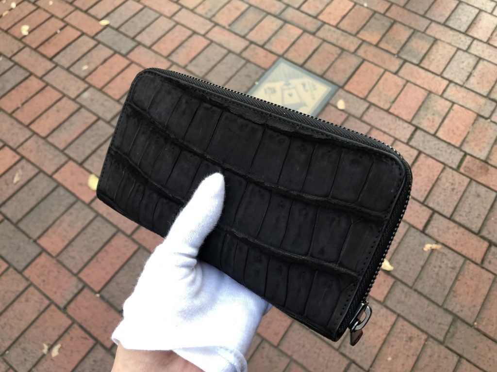 ヌバッククロコダイル ラウンドファスナー長財布